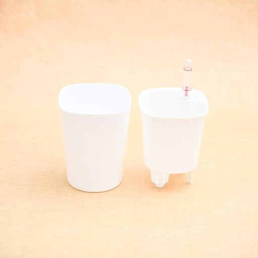 4 inch (10 cm) gw 03 self watering round plastic planter (white) (set of 3) 