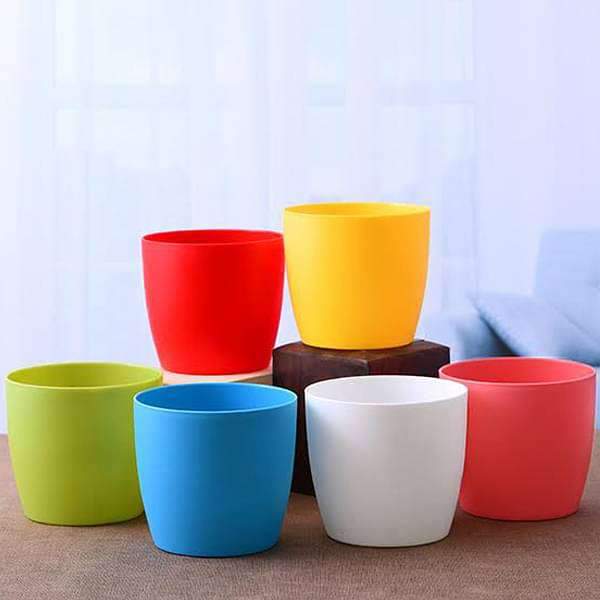 5.7 inch Ronda No.14.5 Round Plastic Planter Mix Color (set of 4)