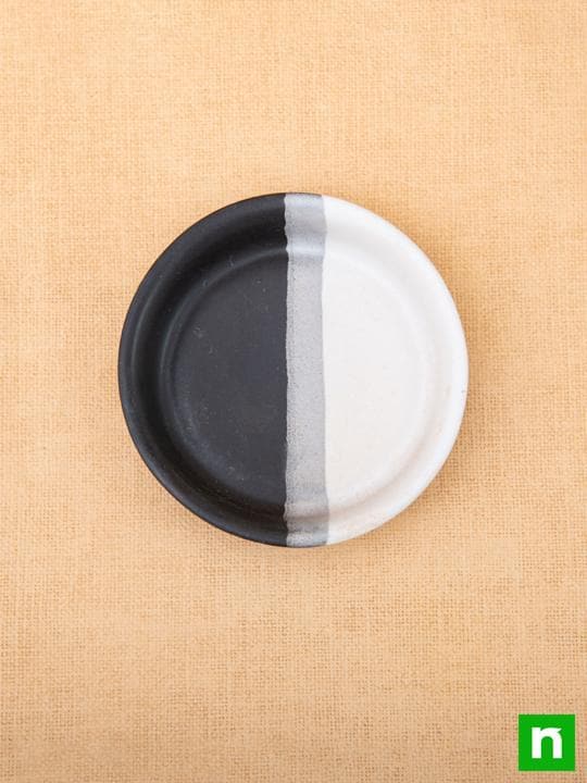 3.7 inch (9 cm) round egg ceramic pot with plate (white 
