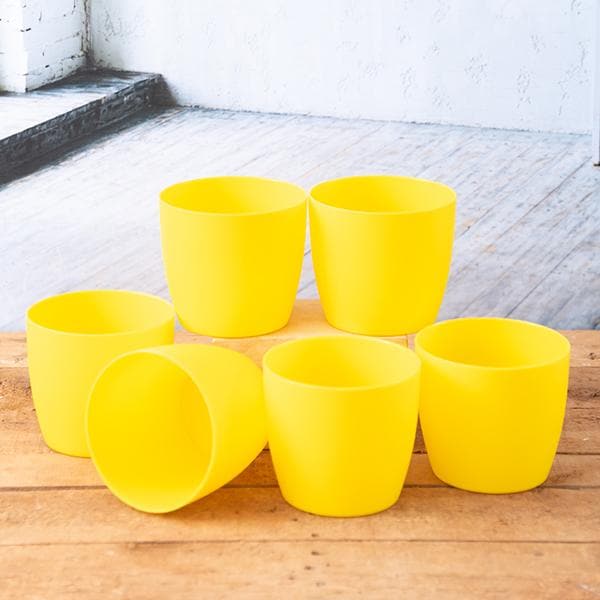 4.5 inch (11 cm) Ronda No. 1110 Round Plastic Planter (Set of 6)(Yellow)