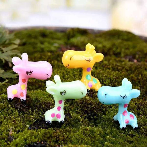 baby giraffe plastic miniature garden toys - 4 pieces