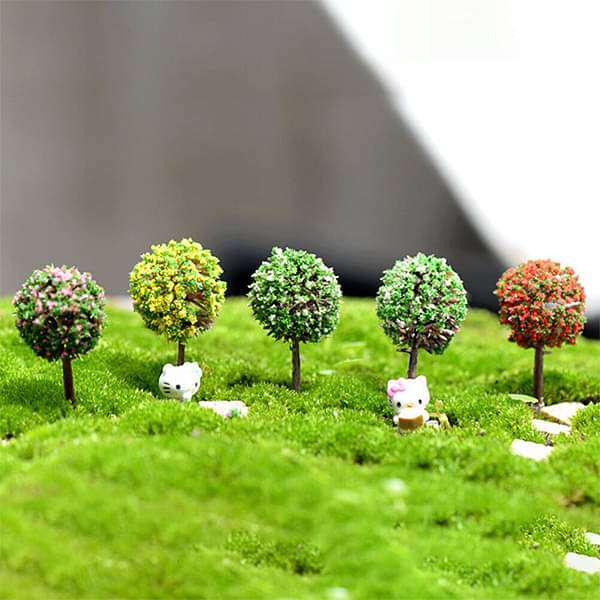 trees plastic miniature garden toys (random color) - 5 pieces