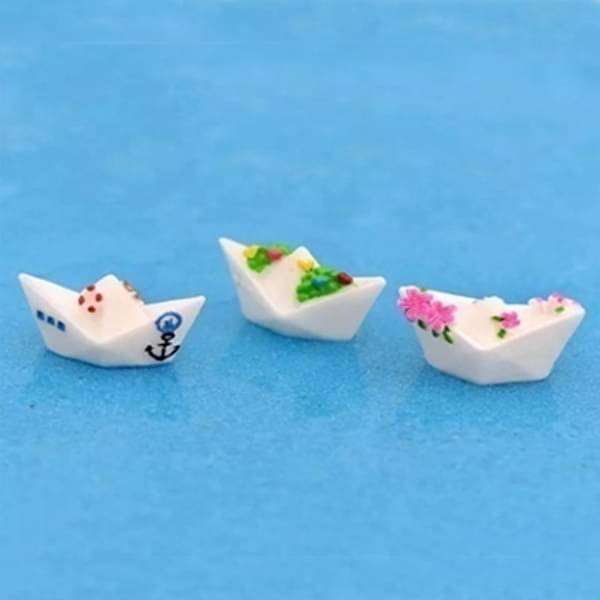 tri color boats plastic miniature garden toys - 3 pieces
