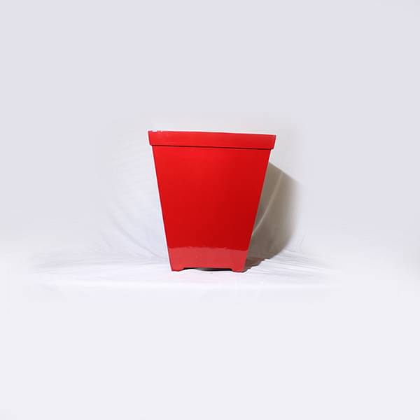 16 inch (41 cm) sqr - 2 square fiberglass planter (red)
